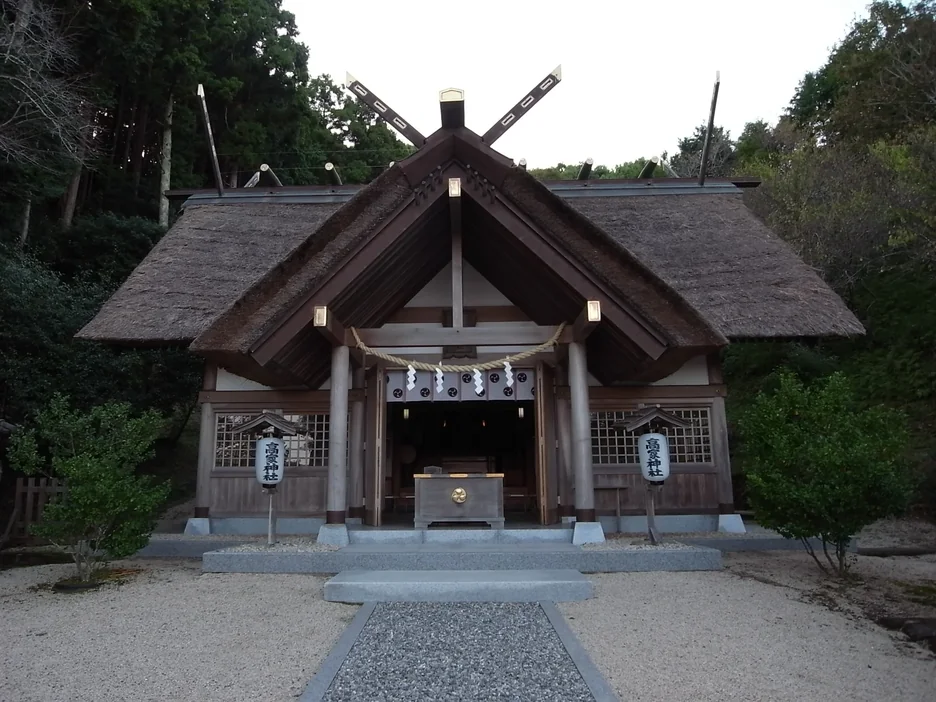 日本で唯一の料理の神様「高家神社」｜南房総・千倉、庖丁式と磐鹿六雁命の物語